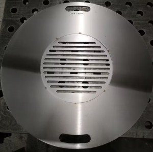 LEXT BBQ Stekbord 67cm kolstål stål