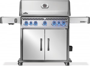 Napoleon gasolgrill Rogue PRO-S 625. 5 huvudbrännare + 1 sidobrännare. Grillyta: 90 x 45 cm. Rostfri. (15356NA) - Fri hemleverans