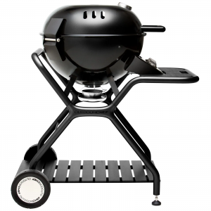 Outdoor Chef Gasolgrill. Klot. 2 brännare. Intergrerad termometer. Svart. Ascona 570 G. (100003433) - Fri hemleverans