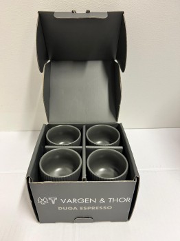 Vargen & Thor Duga Espresso – 4 koppar + 4 fat (4 Antracit) *outlet*